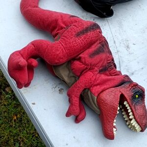 Jurassic Park trex puppet